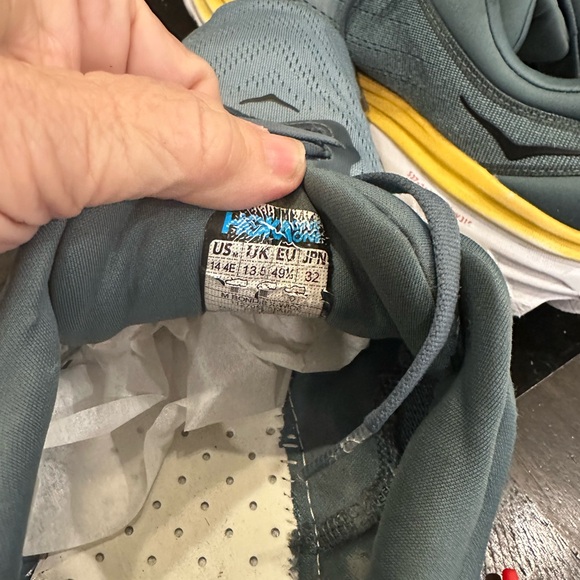 Hoka One One Bondi 8 Athletic Shoes - Picture 9 of 12